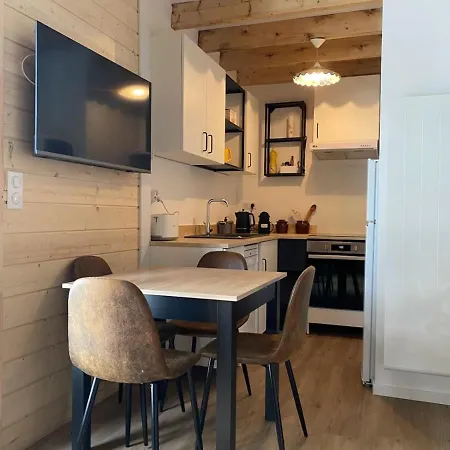 Apartman Chaleureux Et Fonctionnel *