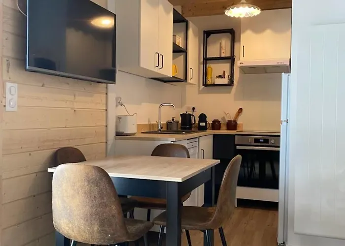 Daire Chaleureux Et Fonctionnel *